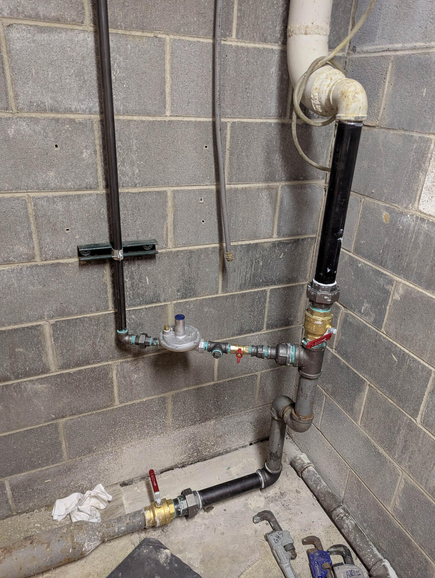 Added branch line for gas furnace service (Industrial space)